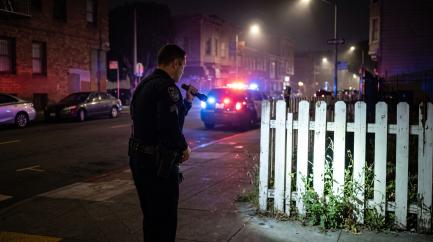 Ninth Circuit Upholds Stop of Fleeing Gunfire Suspect Located Behind Fence Based on Collective Police Knowledge
